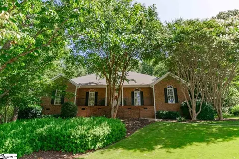 38 Weybridge Ct, Greenville, SC 29615