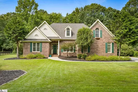 13 Linkside Ln, Taylors, SC 29687