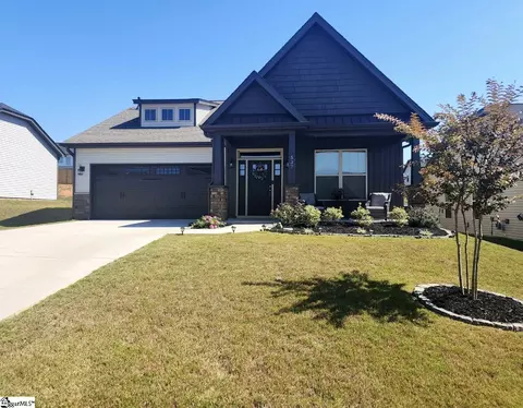 537 Chantry Ln, Moore, SC 29369