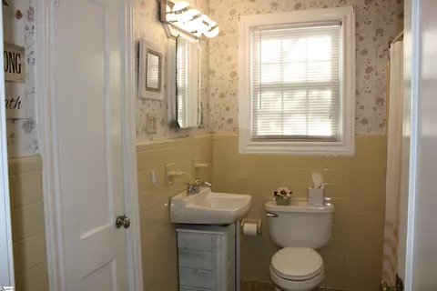 105 Park St, Easley, SC 29640 photo 18