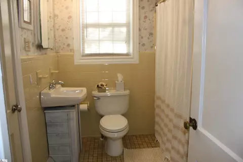 105 Park St, Easley, SC 29640 photo 19