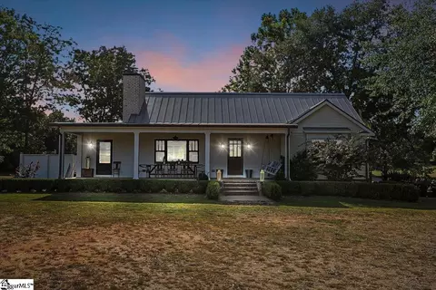349 Brooks Rd, Honea Path, SC 29654 photo 2