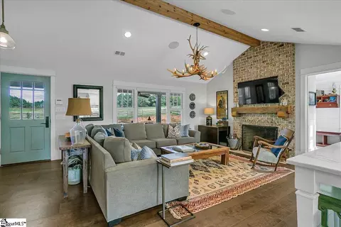 349 Brooks Rd, Honea Path, SC 29654 photo 4