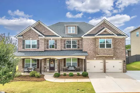 401 Cattail Hollow Way, Simpsonville, SC 29680