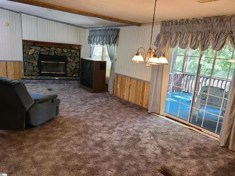 331 Riggins Rd, Pickens, SC 29671 photo 6