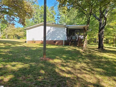 331 Riggins Rd, Pickens, SC 29671 photo 4