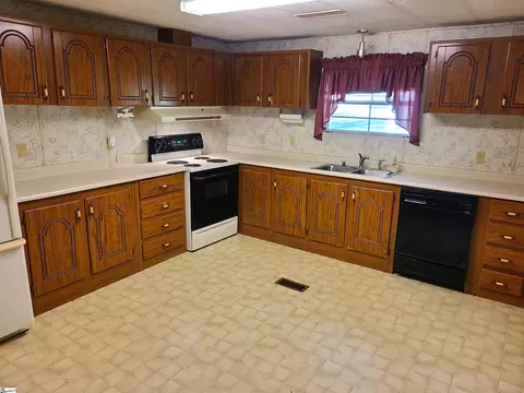 331 Riggins Rd, Pickens, SC 29671 photo 10