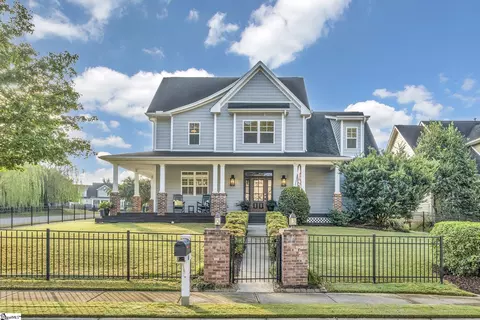 101 Martele Ct, Simpsonville, SC 29680