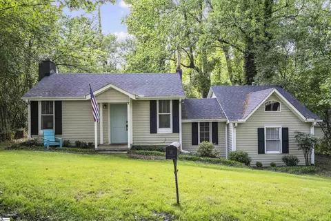 20 Granada Dr, Greenville, SC 29605