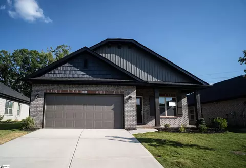 8 Red Hollow Rd #LOT 2, Simpsonville, SC 29681