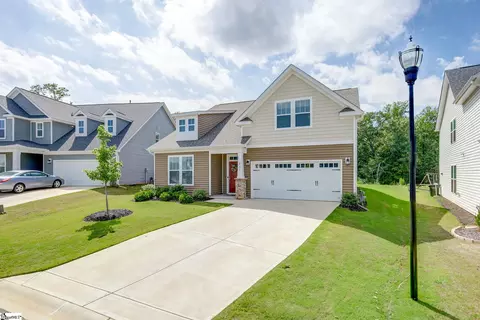 201 Foxbank Cir, Greer, SC 29651