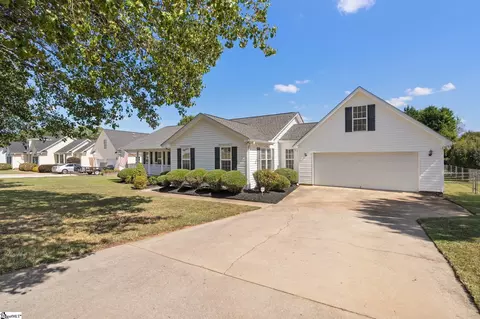 209 Emory Dr, Easley, SC 29640 photo 4