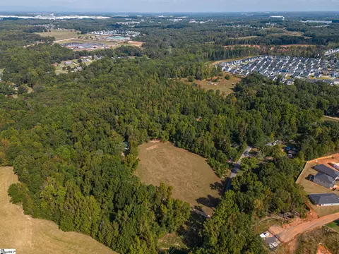 276 Burns Rd, Greer, SC 29651 photo 9