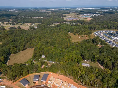 276 Burns Rd, Greer, SC 29651 photo 2