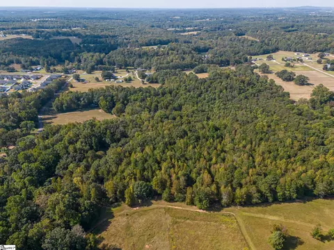 276 Burns Rd, Greer, SC 29651 photo 4