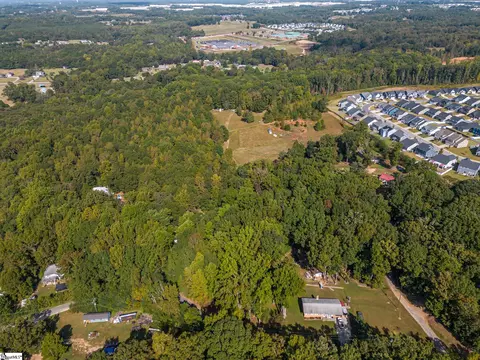276 Burns Rd, Greer, SC 29651 photo 3