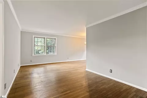 104 Frederick St, Greer, SC 29651 photo 3