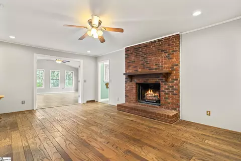 104 Frederick St, Greer, SC 29651 photo 9