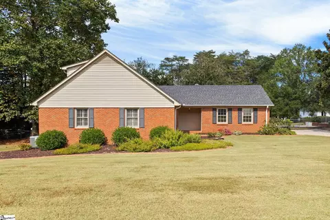 104 Frederick St, Greer, SC 29651 photo 28