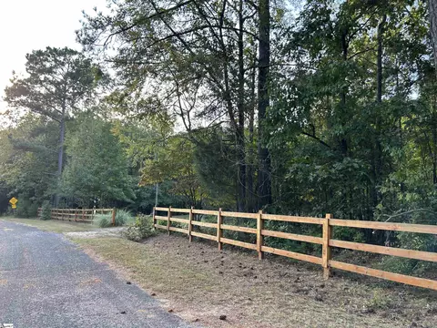 158 Forrester Rd, Cross Hill, SC 29332