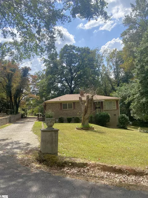 113 Lincoln Rd, Taylors, SC 29687
