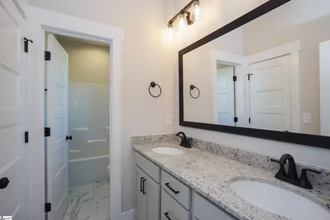 1013 Waterside Dr, Easley, SC 29642 photo 25