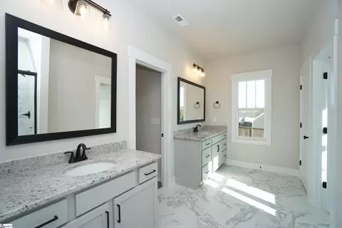 1013 Waterside Dr, Easley, SC 29642 photo 19
