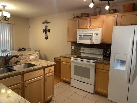 16 Sunfield Ct, Greer, SC 29650 photo 5