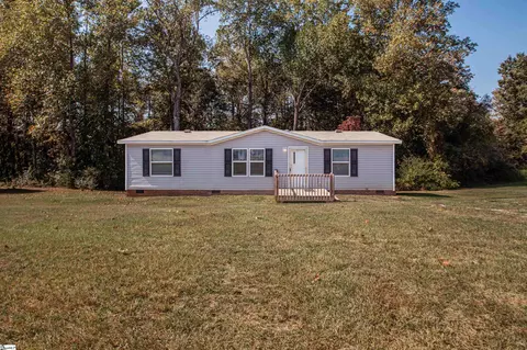 748 E Fleming Dr, Inman, SC 29349 photo 3