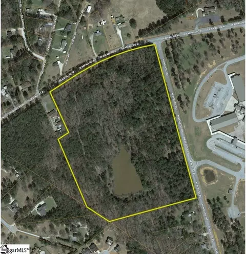 519 W Deadfall Rd, Greenwood, SC 29649