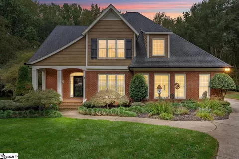 7 Black Pine Ct, Simpsonville, SC 29681