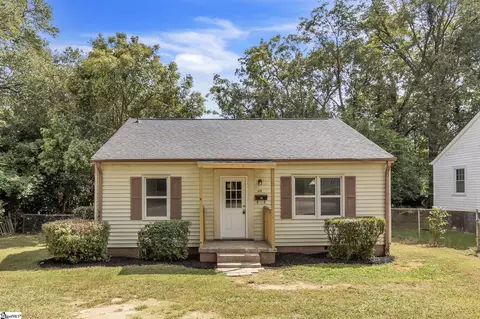 128 Swanee St, Spartanburg, SC 29303