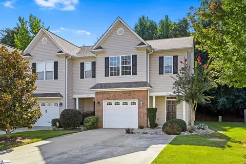 211 Biddeford Pl, Greenville, SC 29609