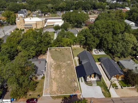 210 Mcgarity St, Greenville, SC 29605