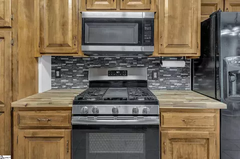 20 Paddock Ln, Greer, SC 29650 photo 5