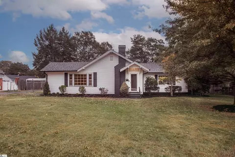 600 E 2nd Ave, Easley, SC 29642