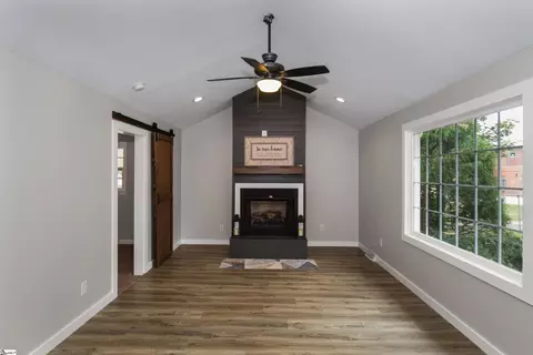 600 E 2nd Ave, Easley, SC 29642 photo 13