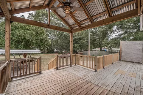 600 E 2nd Ave, Easley, SC 29642 photo 6