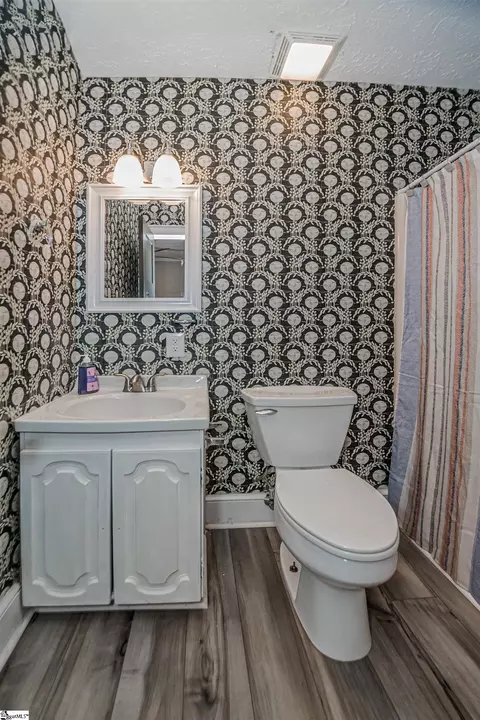 600 E 2nd Ave, Easley, SC 29642 photo 29
