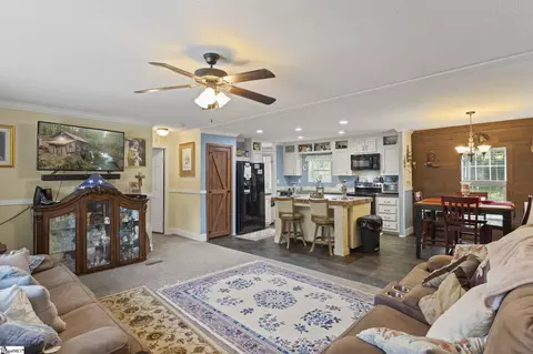 111 Camelot Dr, Belton, SC 29627 photo 2