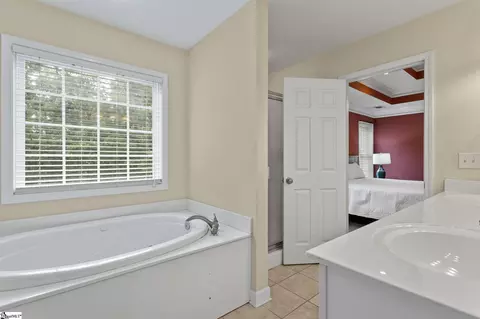 137 Red Maple Cir, Easley, SC 29642 photo 31