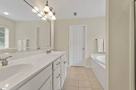 137 Red Maple Cir, Easley, SC 29642 photo 30