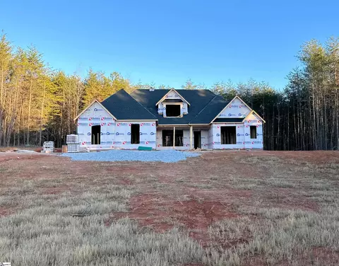 286 N Old Mill Rd, Travelers Rest, SC 29690
