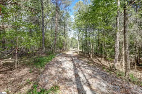 411 Circle Rd, Greer, SC 29651 photo 4
