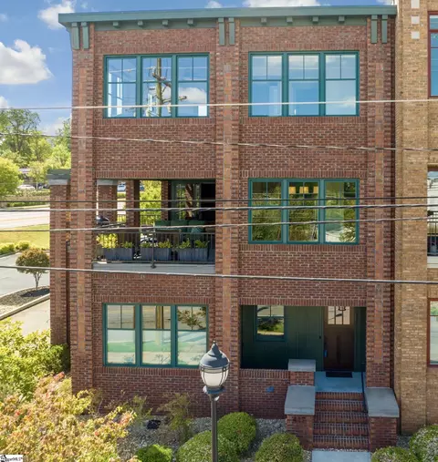417 N Markley St, Greenville, SC 29601