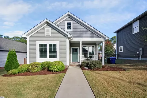 334 Ackley Rd, Greenville, SC 29607