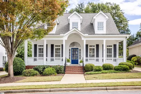 310 Crandon Dr, Greenville, SC 29615