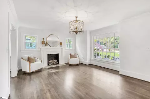 800 E 2nd Ave, Easley, SC 29640 photo 5