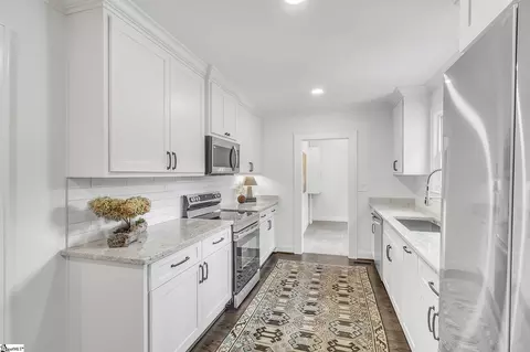 800 E 2nd Ave, Easley, SC 29640 photo 13
