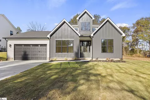 743 Bridwell Rd, Travelers Rest, SC 29690